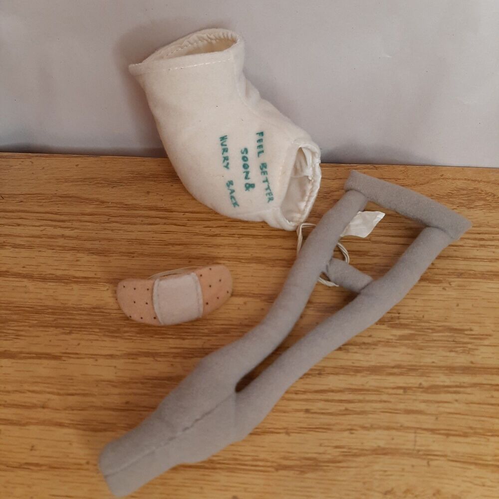2011 Build A Bear Made Fur You Feel Better Soon - Boot cast, Crutch, Bandage BAB